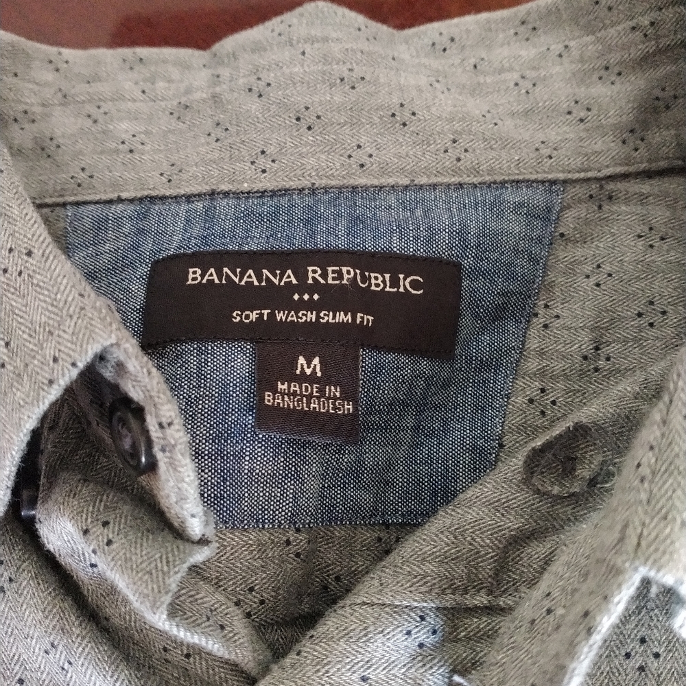Banana Republic Medium Gray Patterned Button Up - image 2